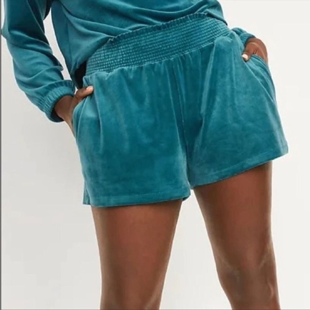 Old Navy Velvet Shorts Plus Sz 4X Soft Lounge Stretch High Shirred Waist Teal